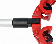Крепление рукоятки к корпусу поворотного роторного трубореза Reed Low Clearance Rotary Cutter LCRC16S